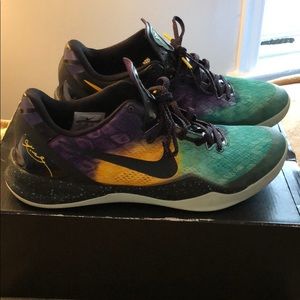 Kobe 8 Easter